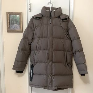 NWT TNA The Super Puff Mid - Stone Taupe (US S)